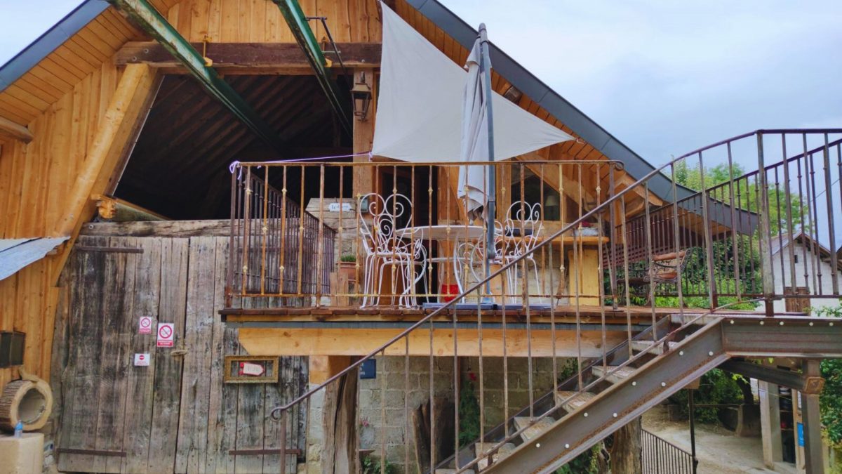 Gîte atypique Le P'tit Galta au cœur d'un poney club