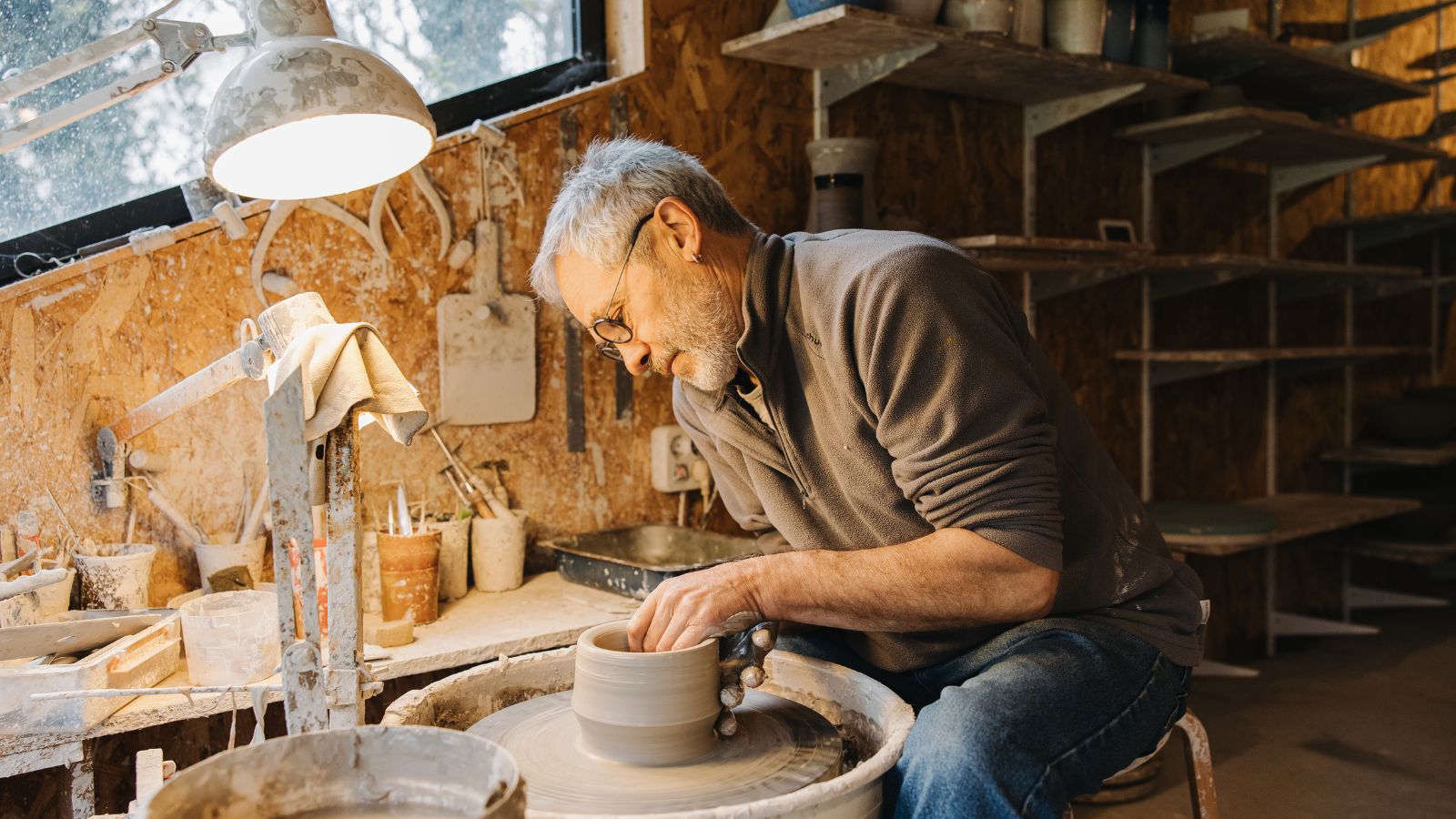 Rencontrez Jean-Marie Hermant, potier passionné de Marcellaz-Albanais