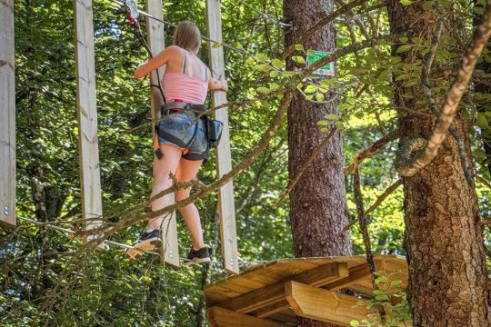 Activité enfants Haute-Savoie : testez Acro’Aventures Quintal cet automne !