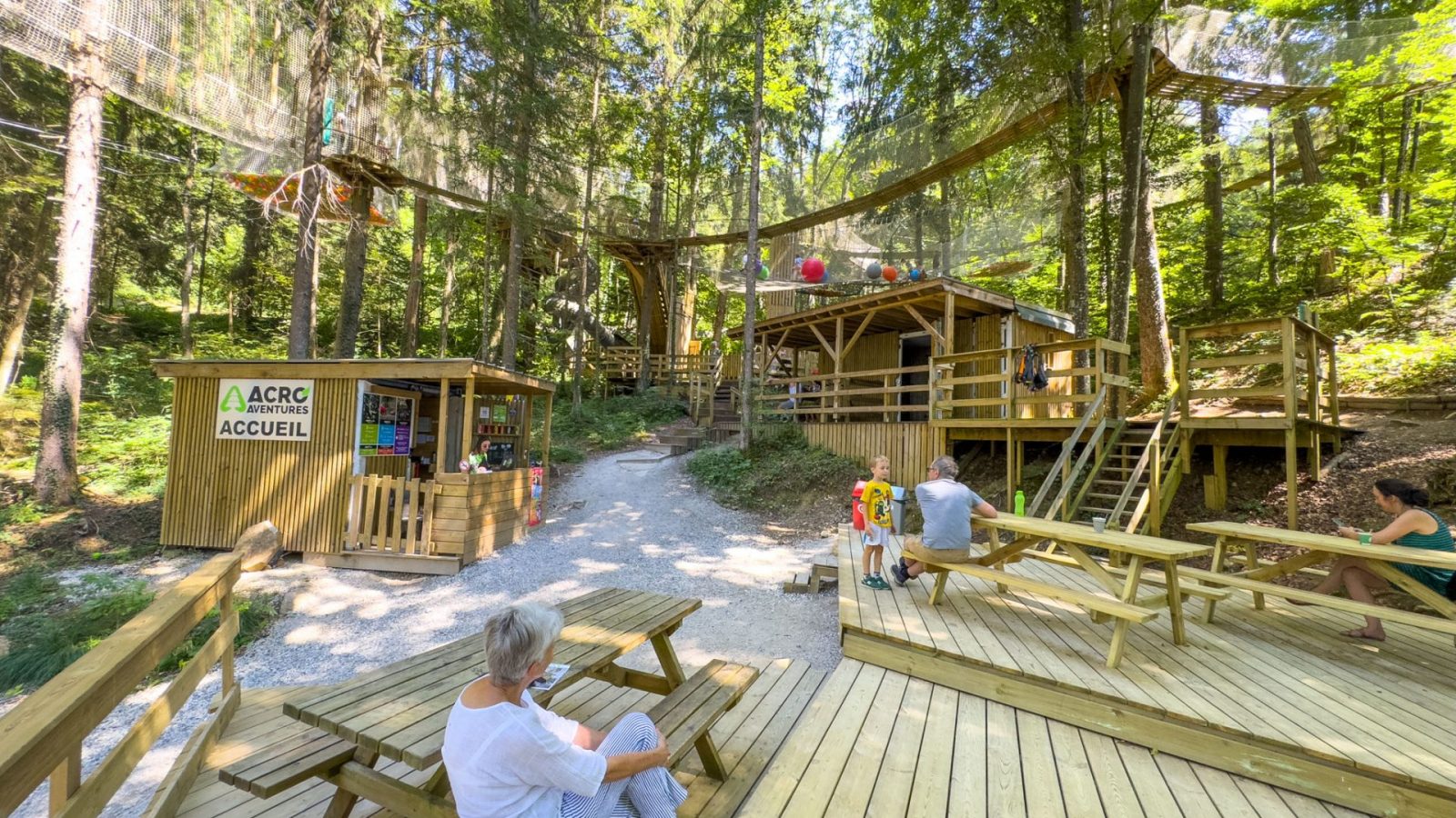 Activité enfants Haute-Savoie : testez Acro’Aventures Quintal cet automne !